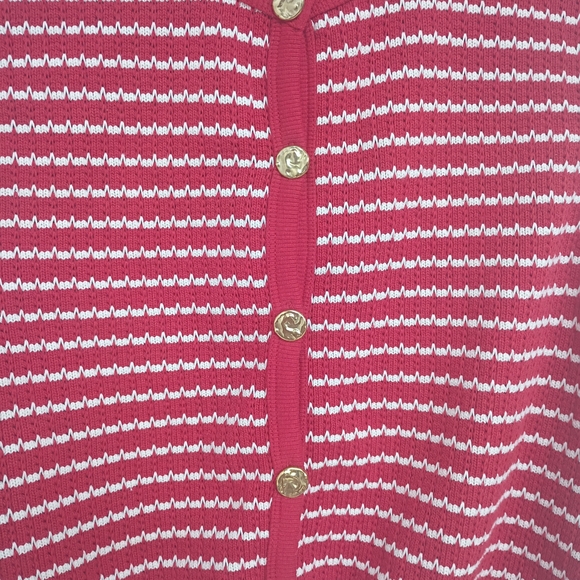 Zara Red and White Striped Knit Cropped Vest - Picture 4 of 4